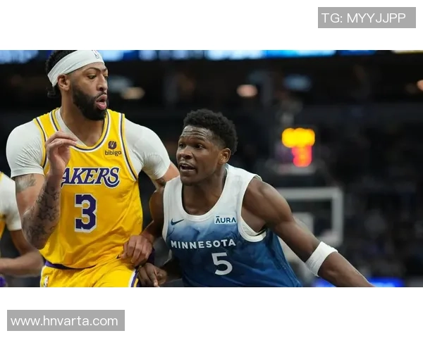 湖人对阵森林狼精彩回放第四节激战回顾与分析